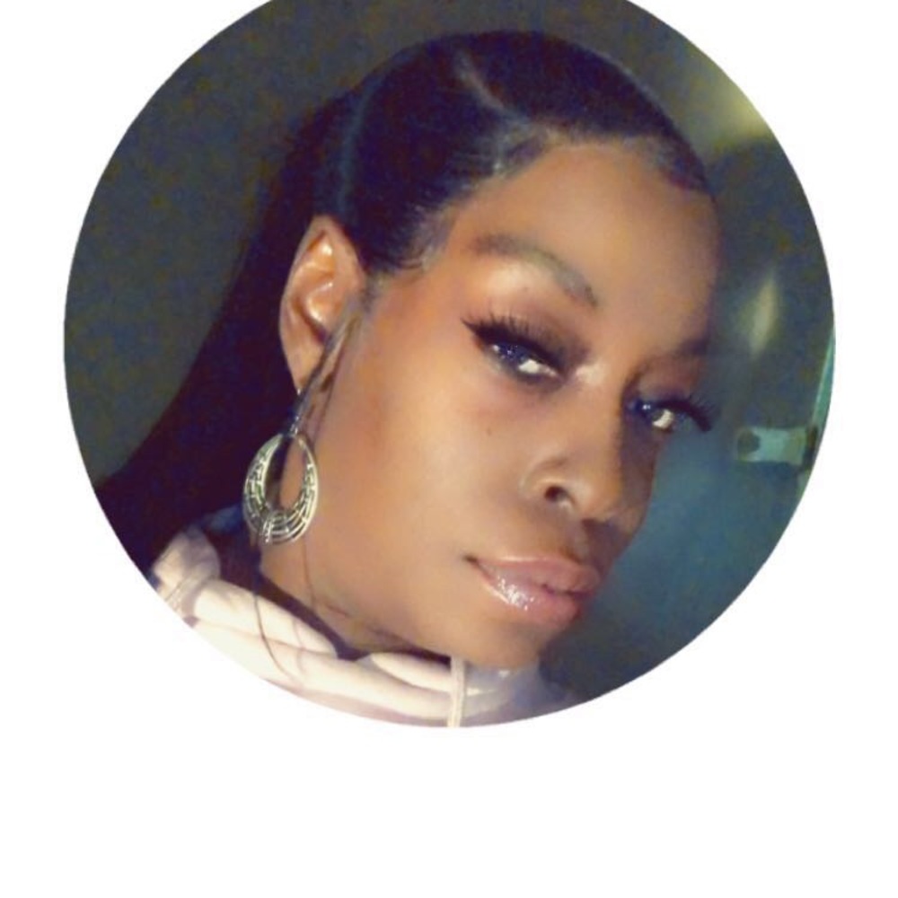 Meet your Posher, Taisha